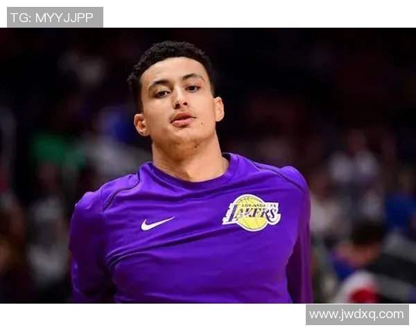 现役足球明星帅哥排行榜揭晓谁是球场上的颜值担当与风采之星